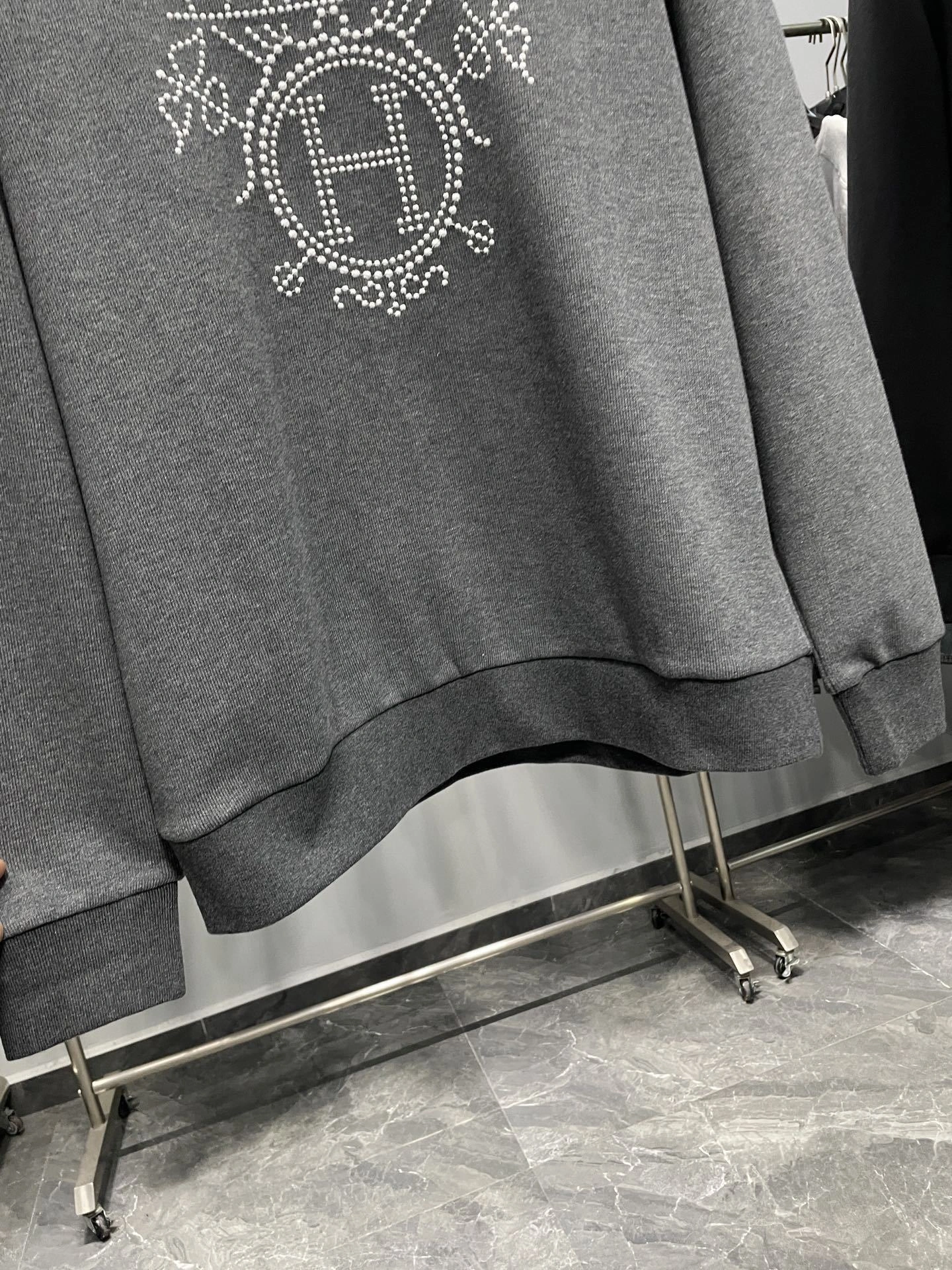 wg.luxury-- H5r75s Cotton embroidery oversize 2colour item: E-F000J1336-2